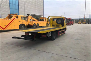 复兴门非事故拖车